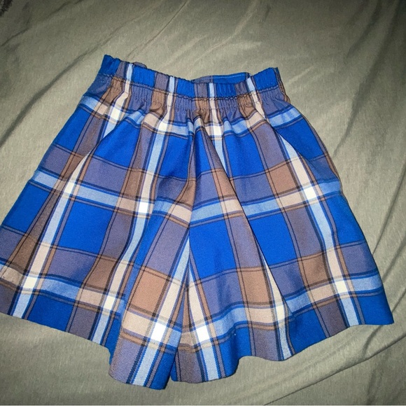 Private school short skirt - Picture 2 of 3